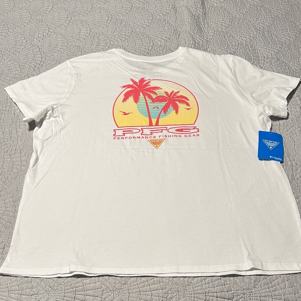 Columbia Women’s PFG Tee with Pink and Yellow Graphic, NWT’s, Size XXL